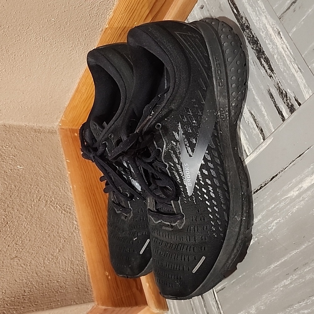 Brooks Ghost - image 2